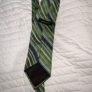 Green blue varsity stripe tie